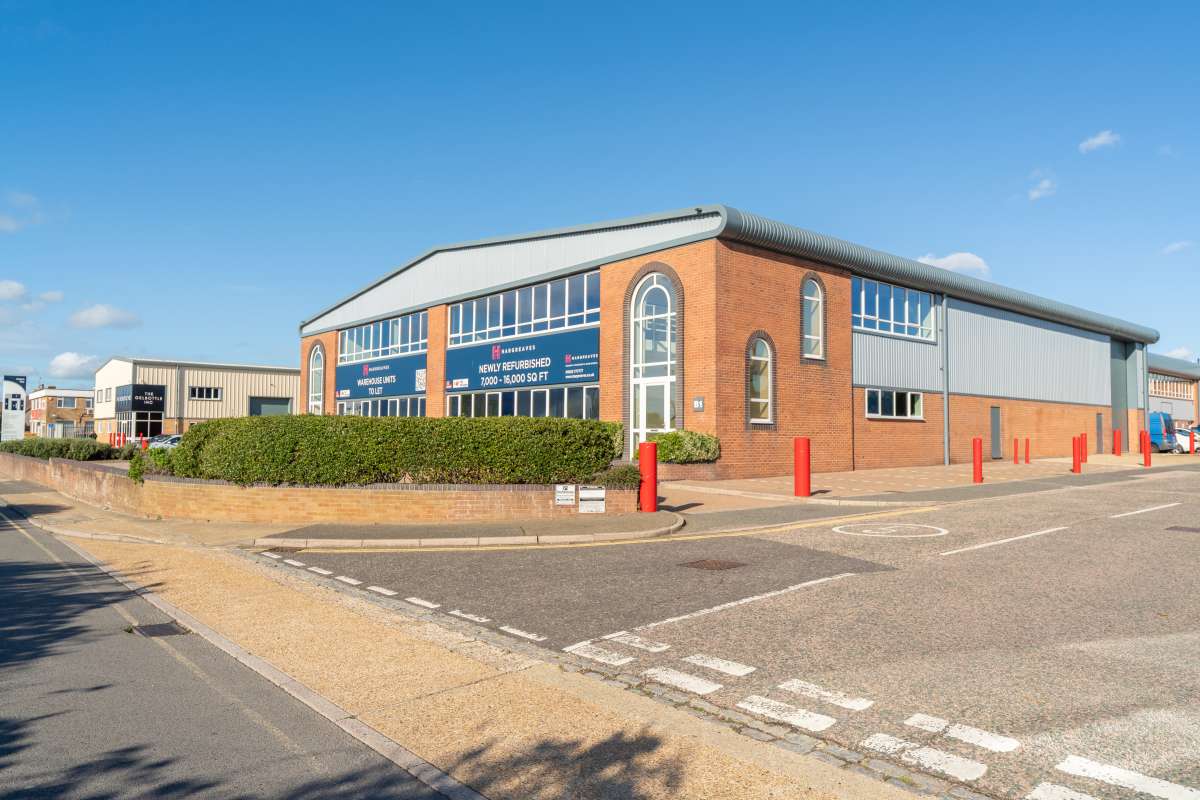Industrial Unit in Shoreham By Sea - photo 3
