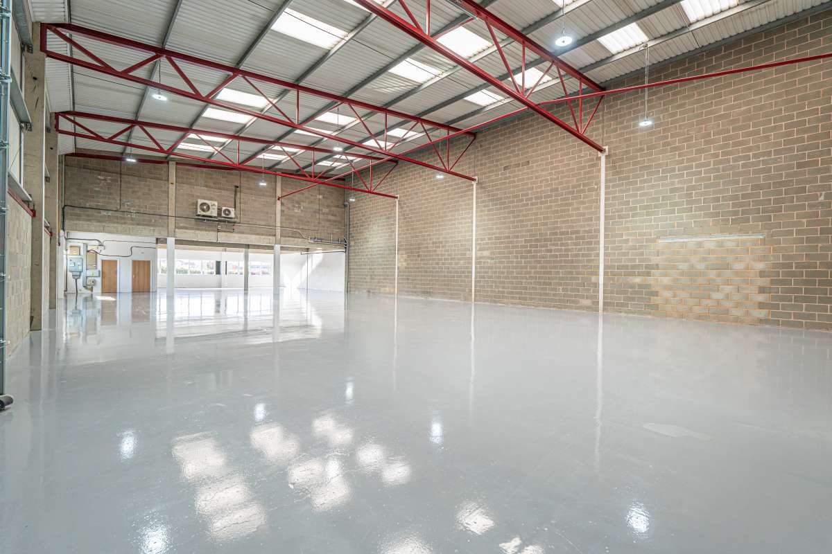 Industrial Unit in Shoreham By Sea - photo 4