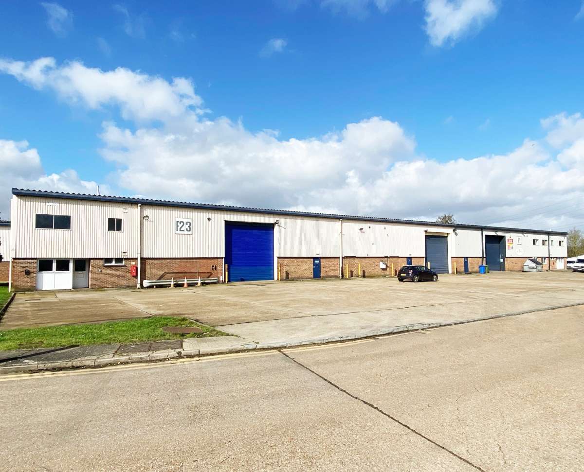 Industrial in Larkfield