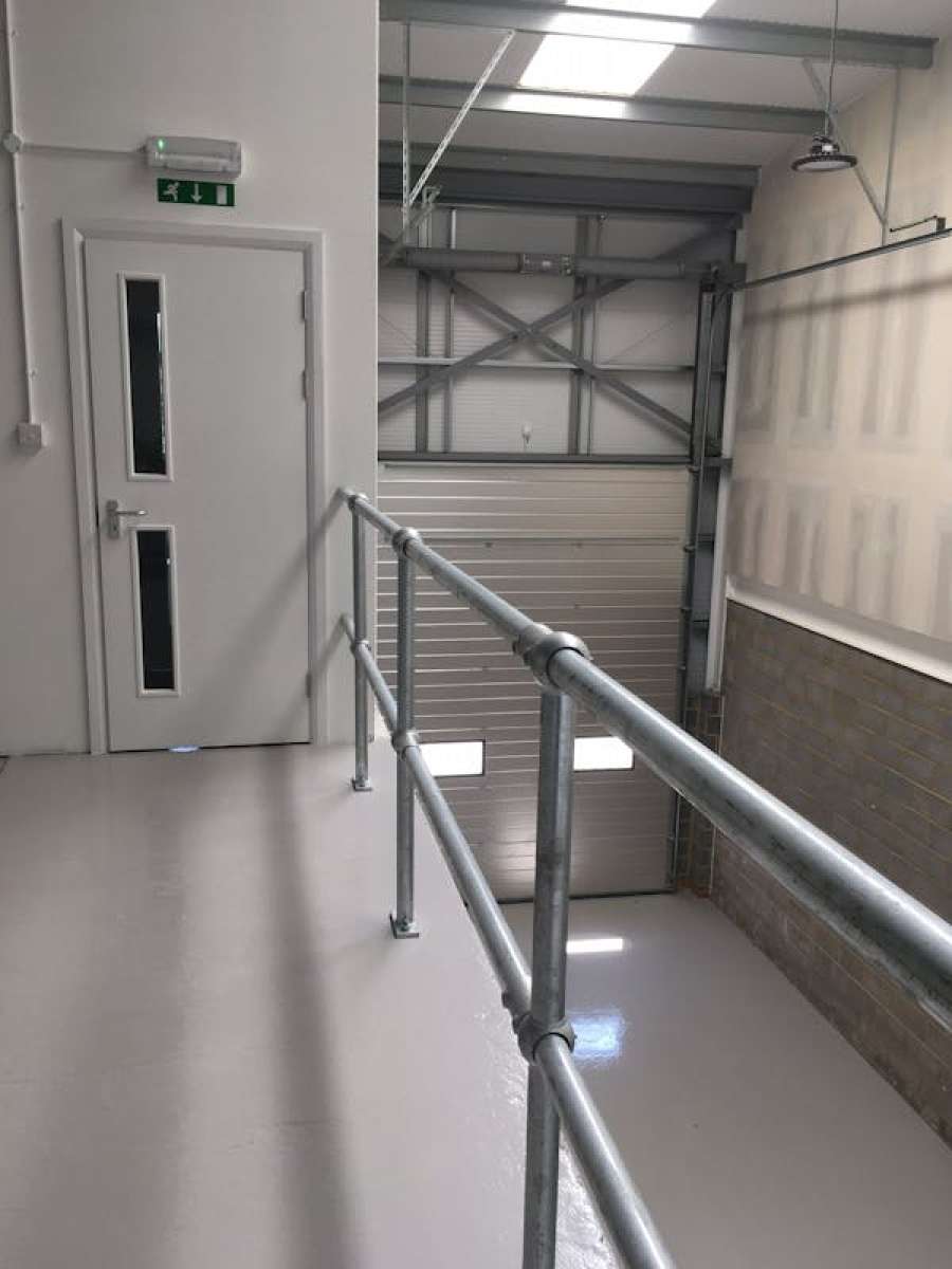 Industrial Unit in Chertsey - photo 4