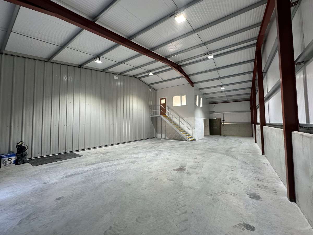 Industrial Unit in Exeter - photo 2