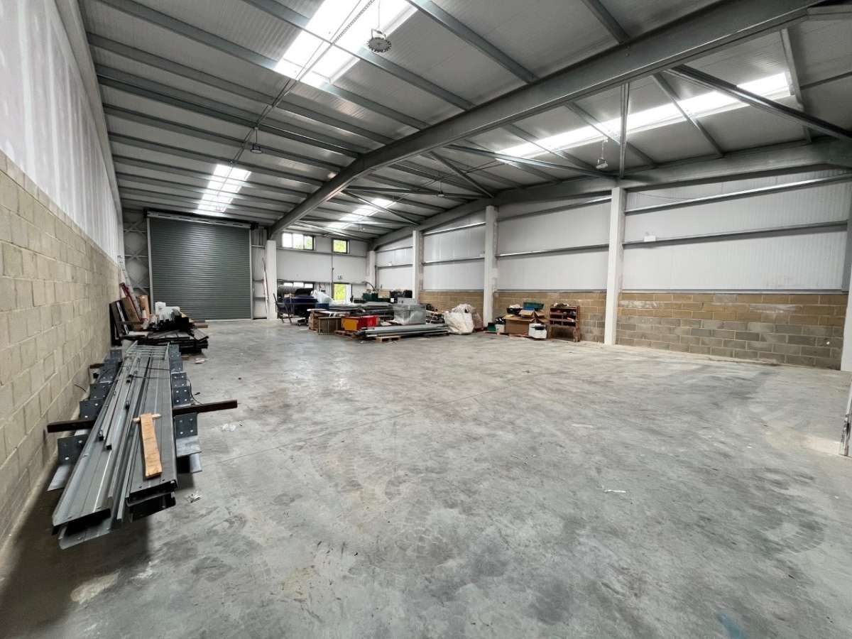 Industrial Unit in Bluebridge Industrial Estate - photo 4