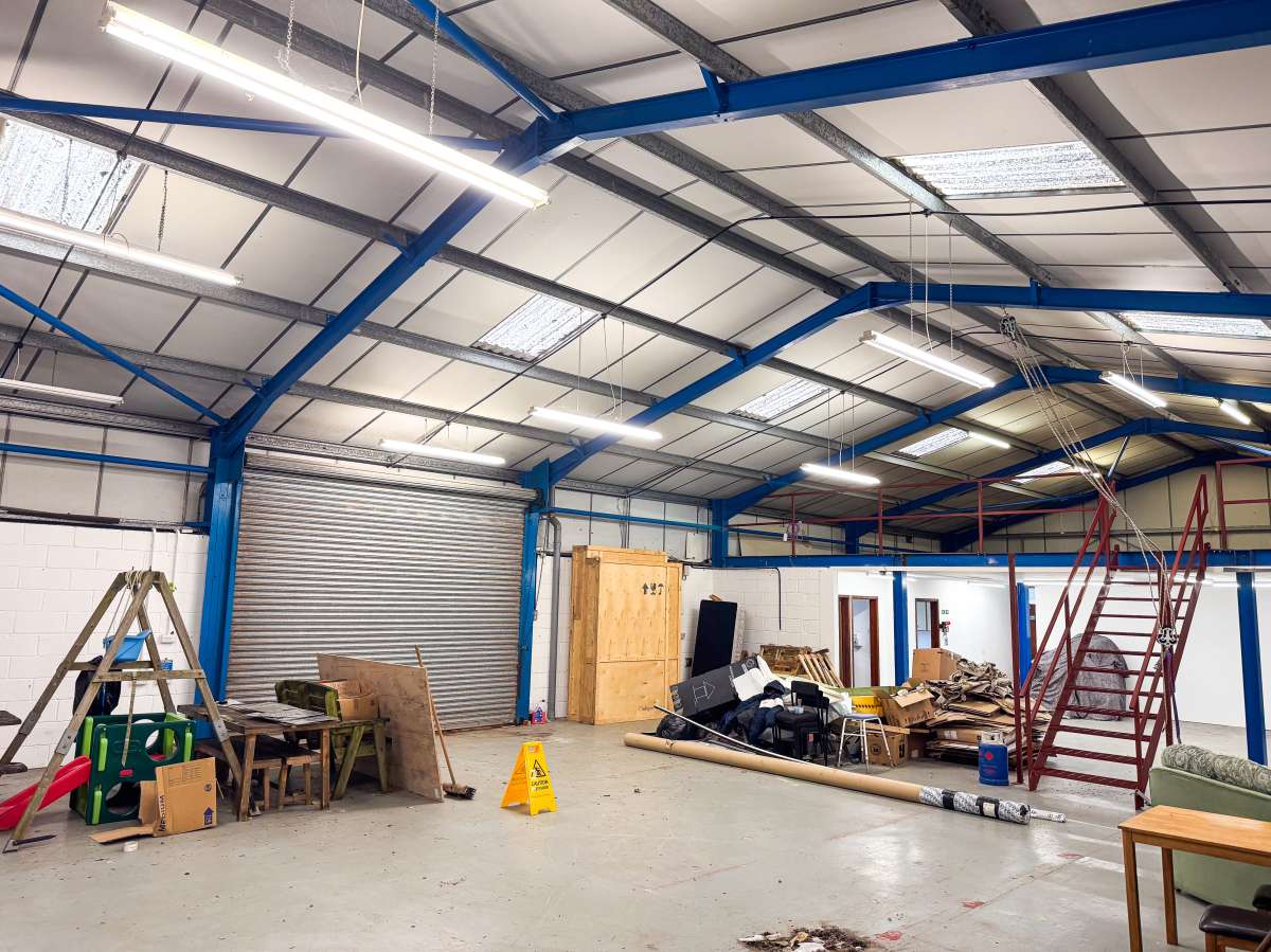 Industrial Unit in Mawgan - photo 4
