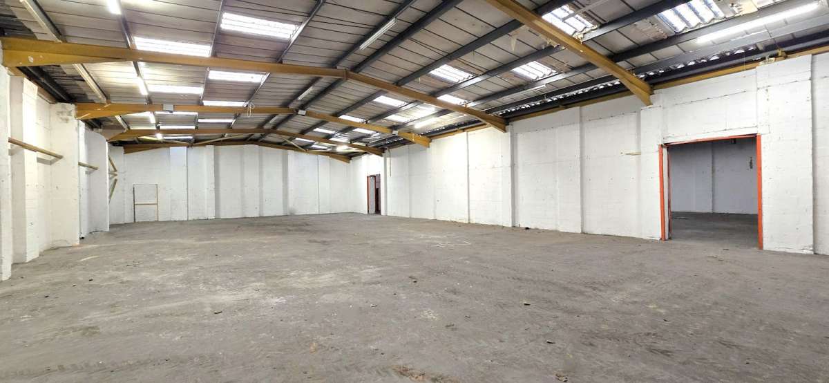 Industrial Unit in Abbey Wood, London - photo 4