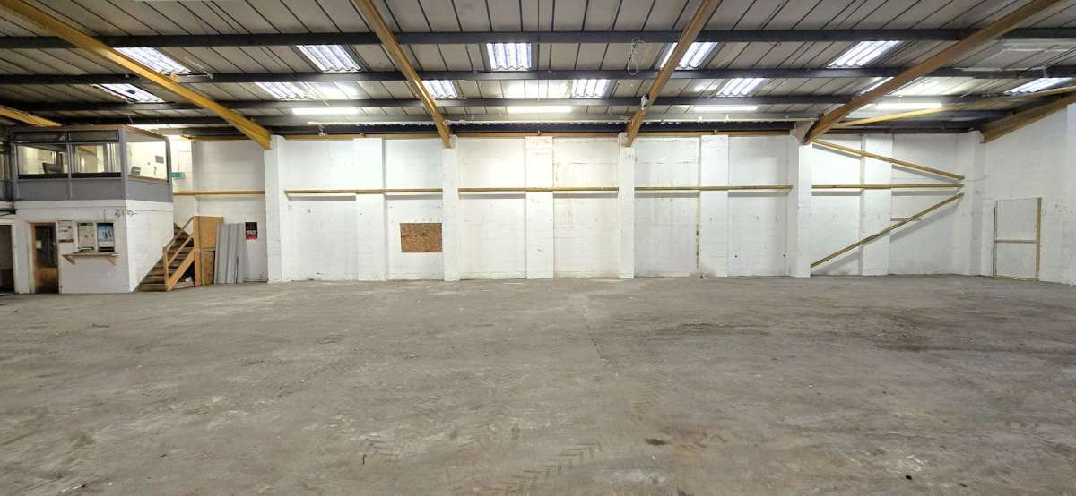 Industrial Unit in Abbey Wood, London