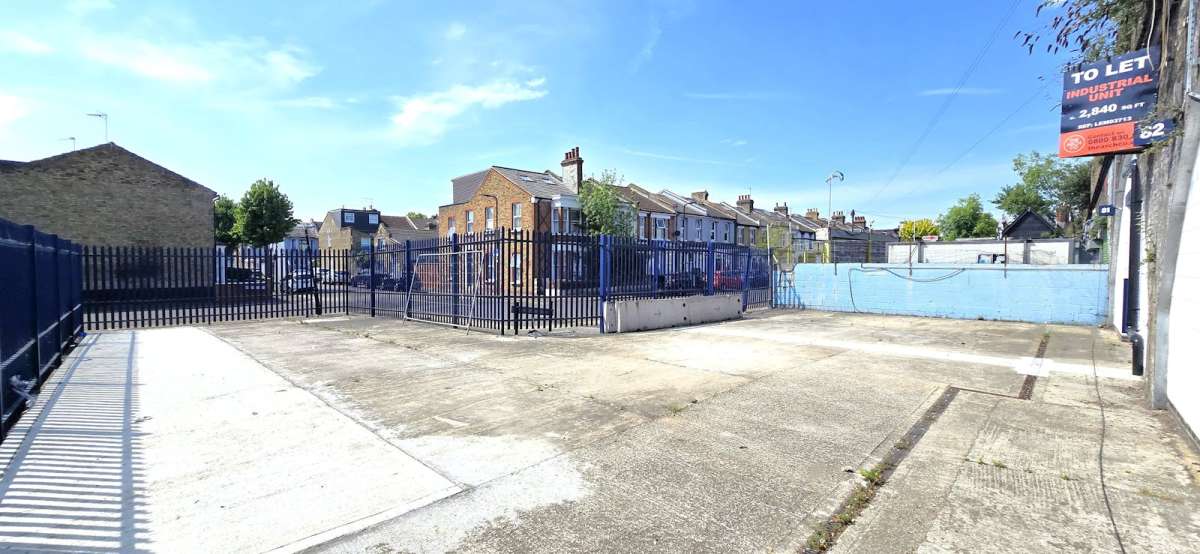 Industrial Unit in Walthamstow, London