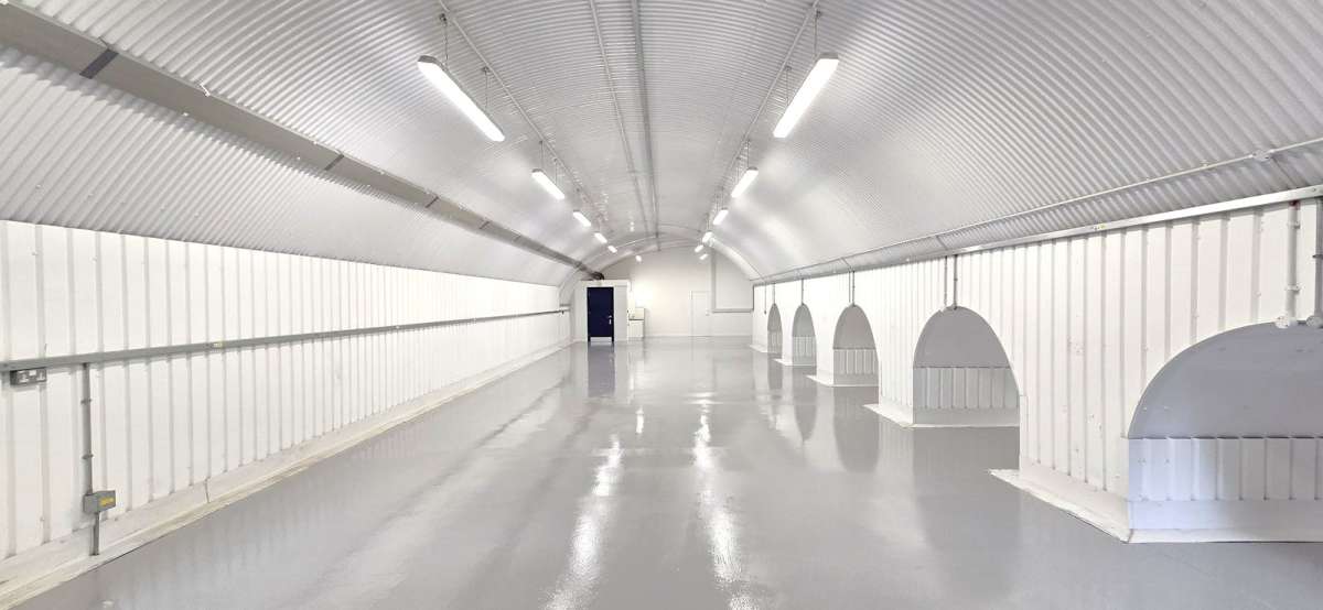 Industrial Unit in Bethnal Green, London - photo 3