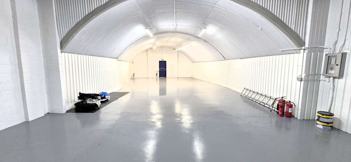 Industrial Unit in Bow, London - photo 2
