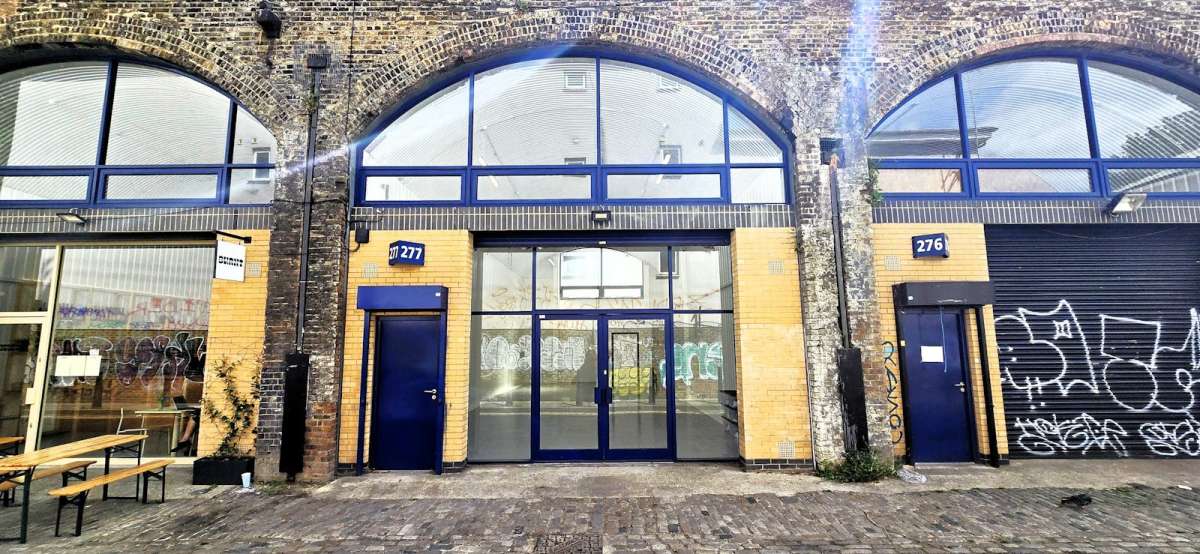 Industrial Unit in Bethnal Green, London - photo 4