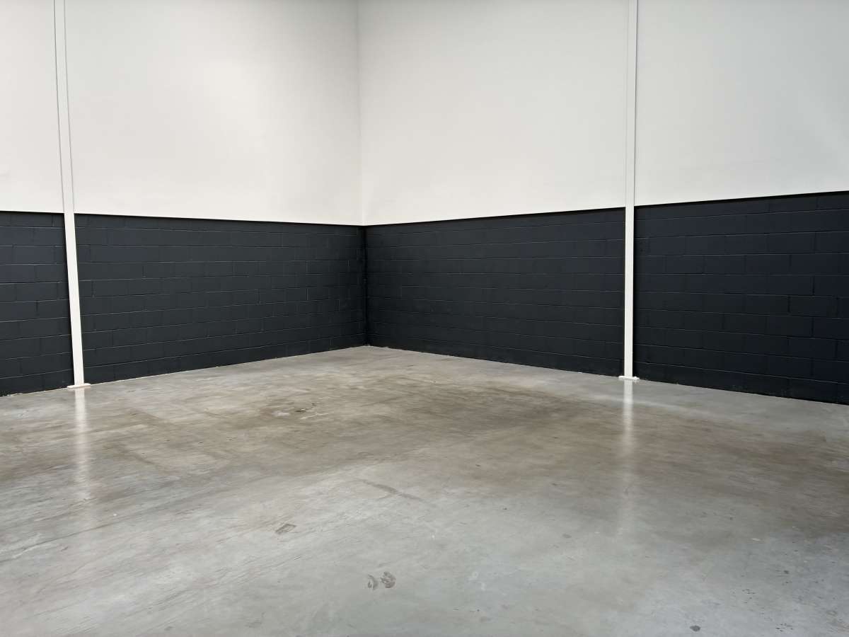 Industrial Unit in Belvedere - photo 3