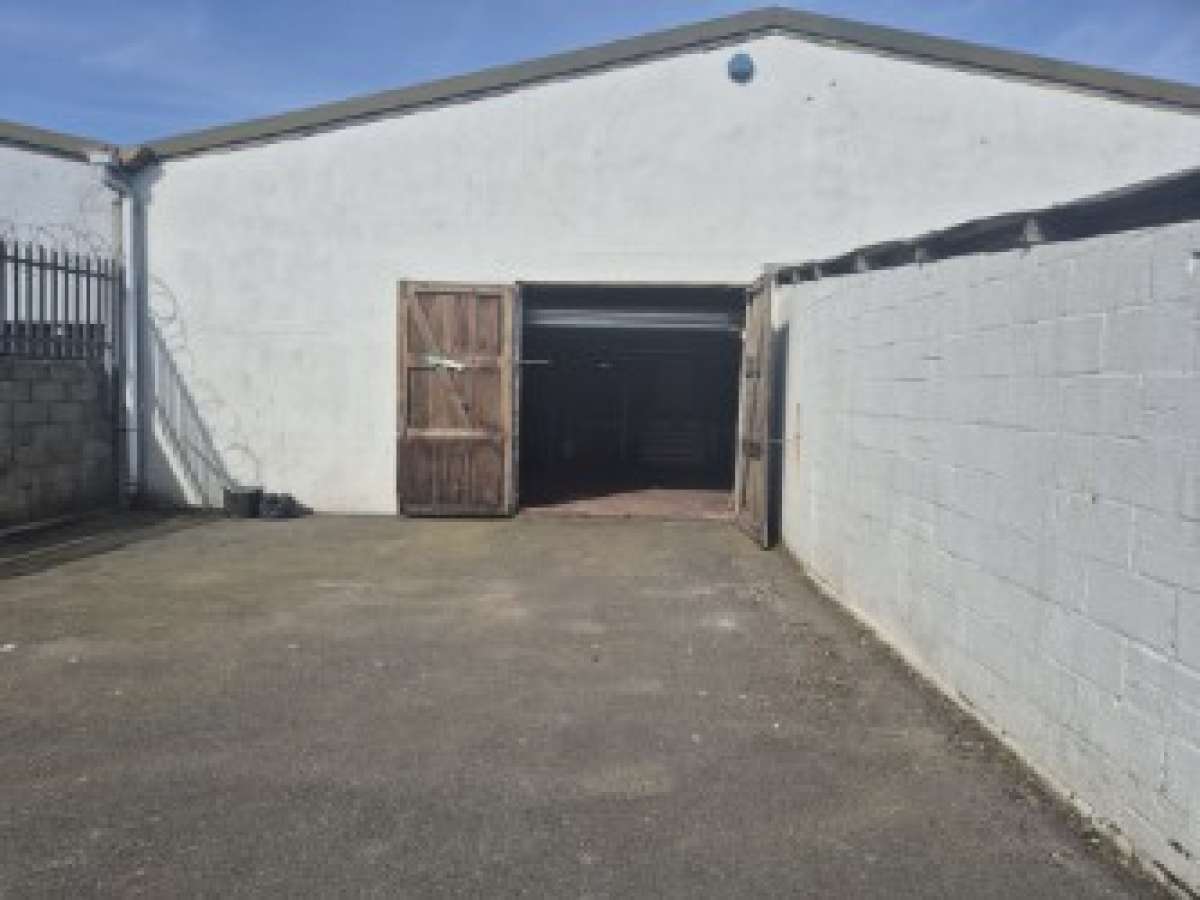 Industrial Unit in Helston - photo 2
