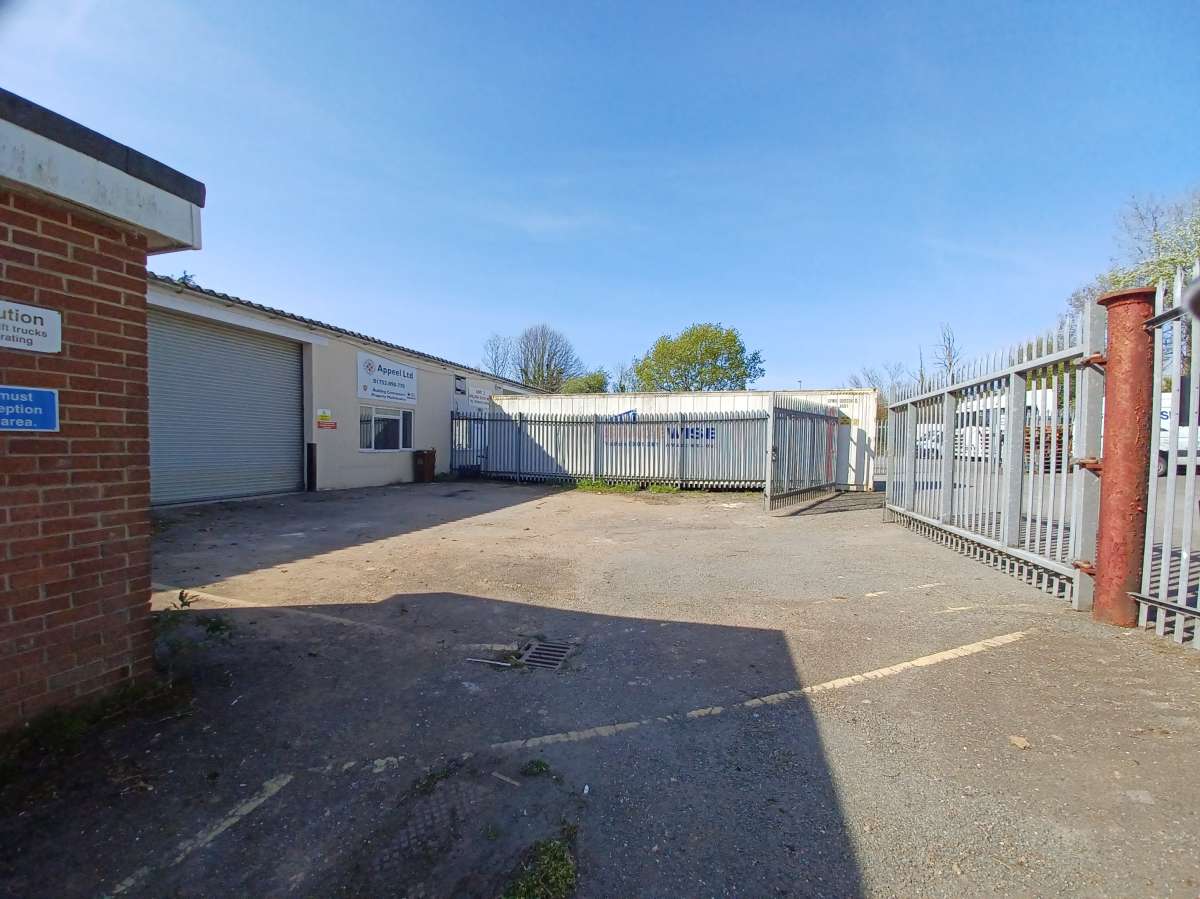 Industrial Unit in Lee Mill Industrial Estate - photo 3