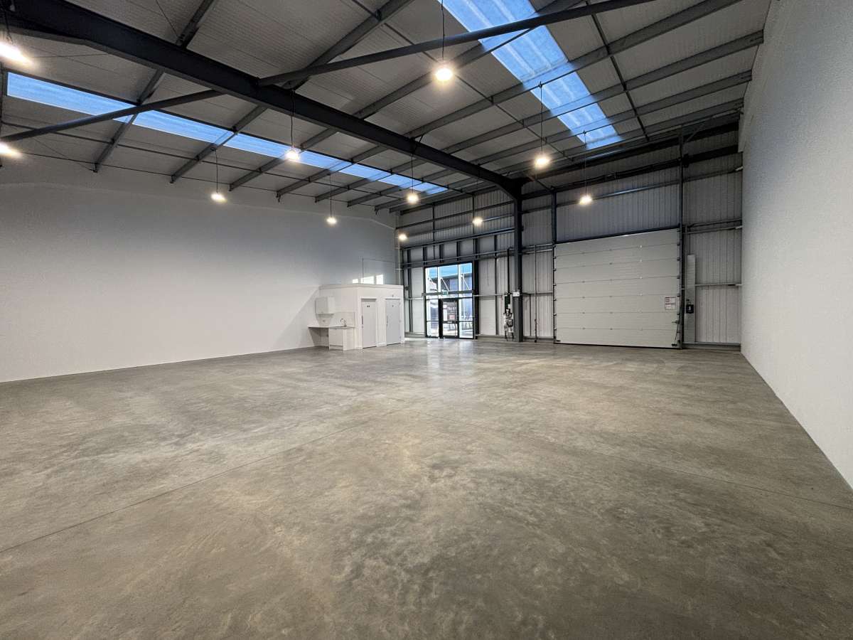 Industrial Unit in Kibworth - photo 3