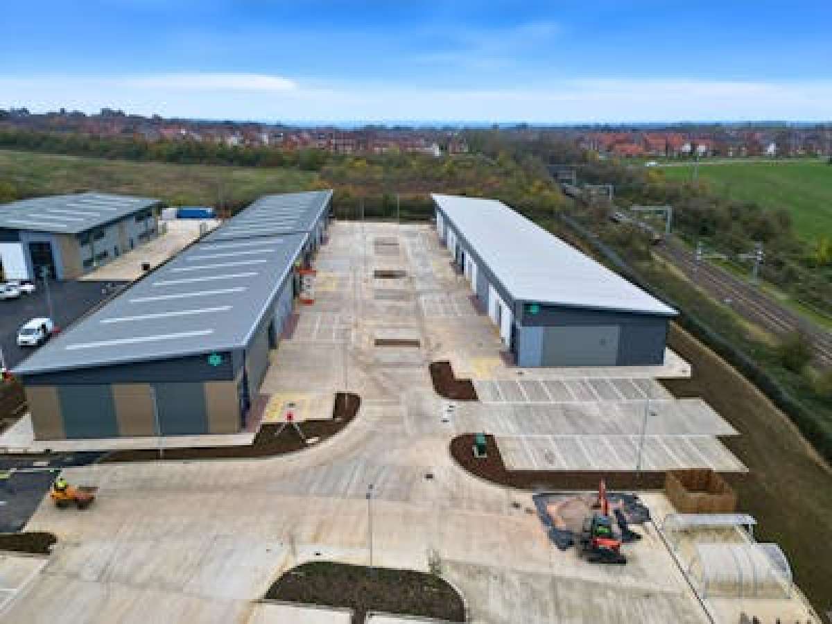 Industrial Unit in Kibworth - photo 3