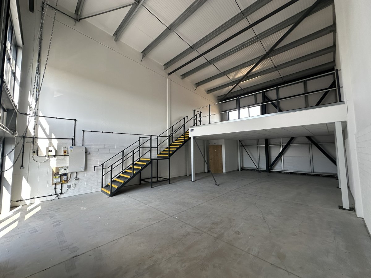 Industrial Unit in Exeter - photo 2