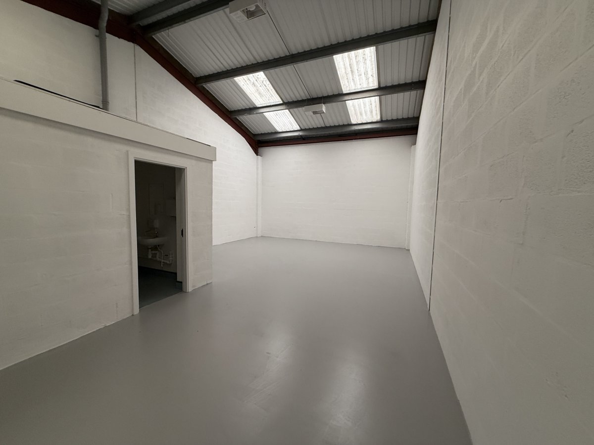 Industrial Unit in Aberdeen - photo 2