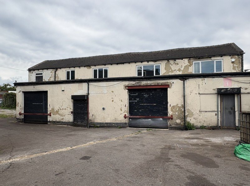 Industrial Unit in Bradford - photo 4