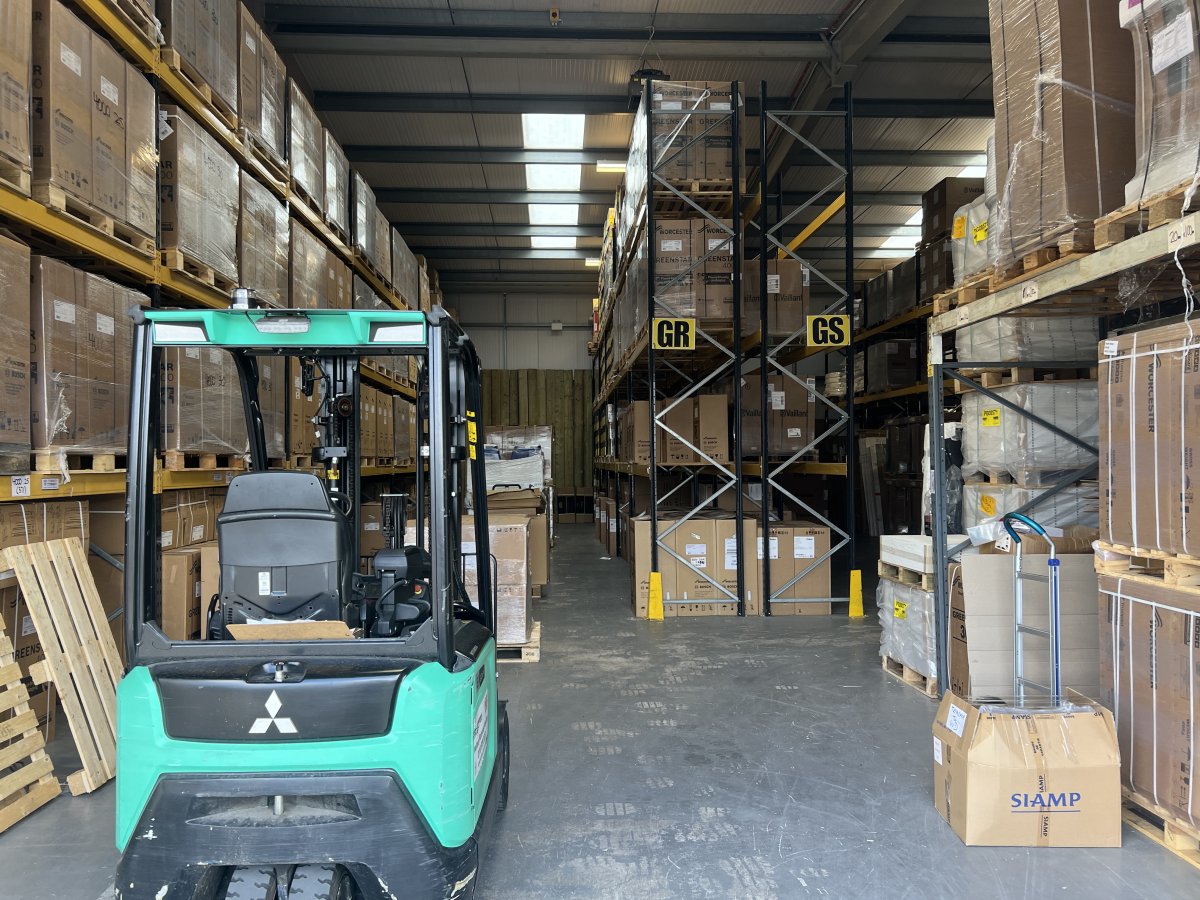 Industrial Unit in Epsom - photo 3
