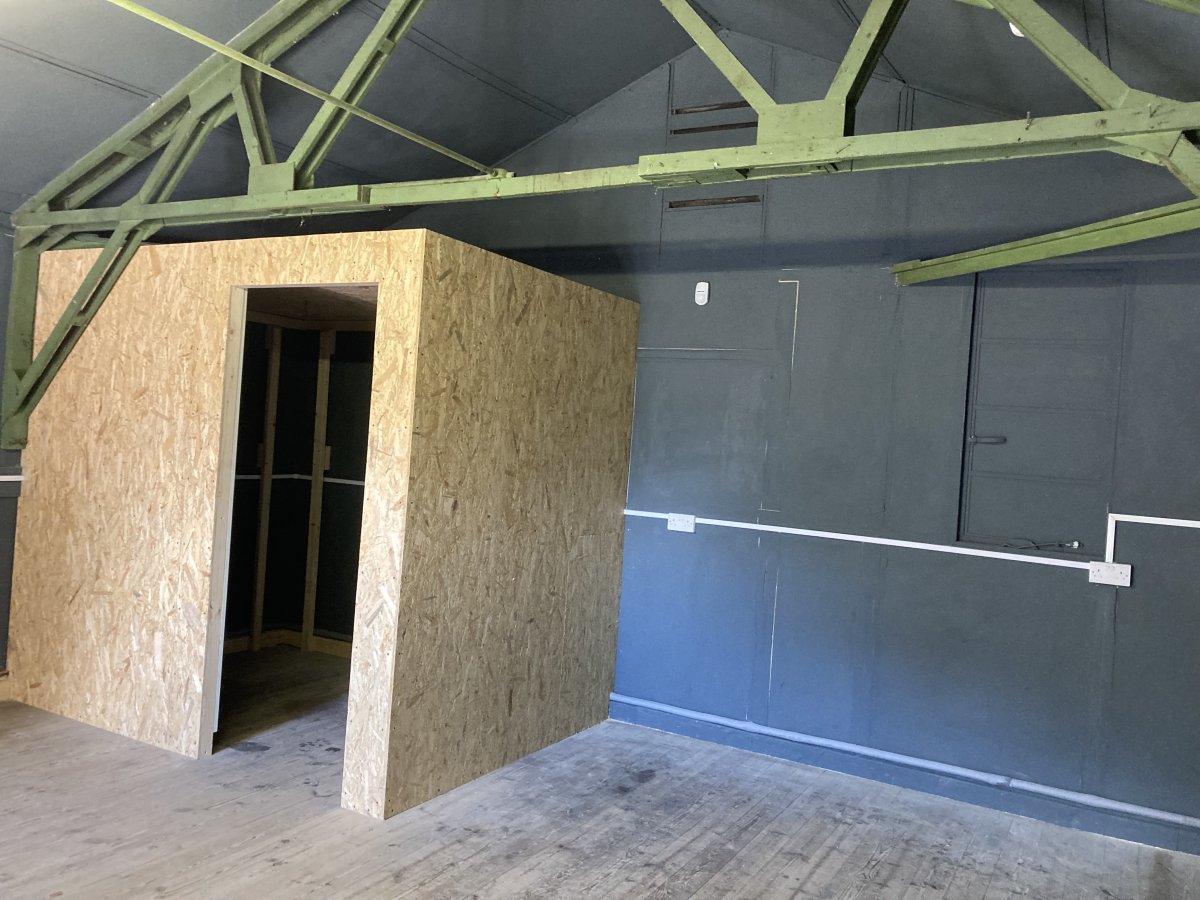 Industrial Unit in Sheffield - photo 4