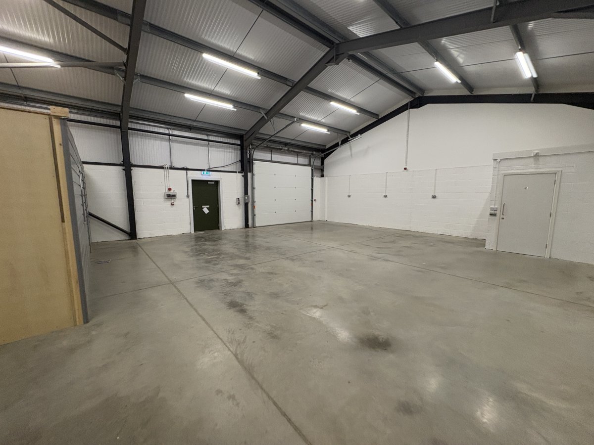 Industrial Unit in Saxilby - photo 4