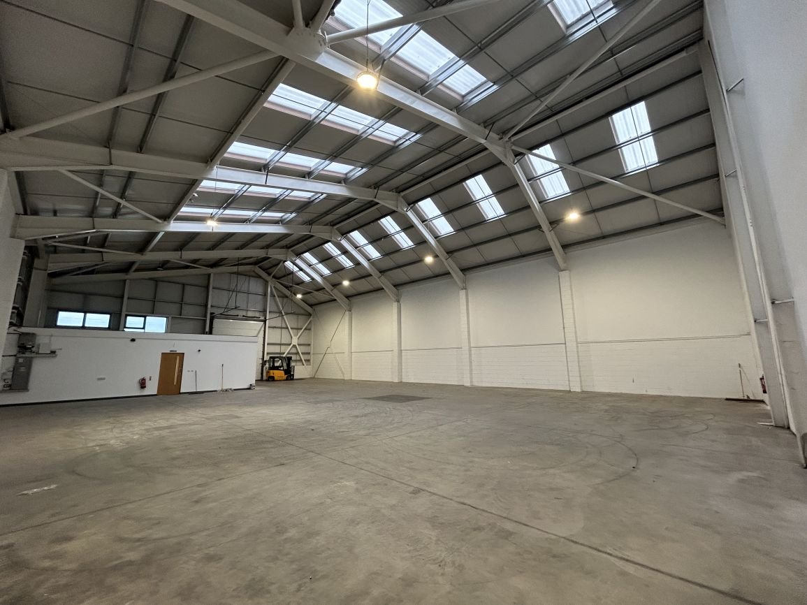 Industrial Unit in Plymouth - photo 2