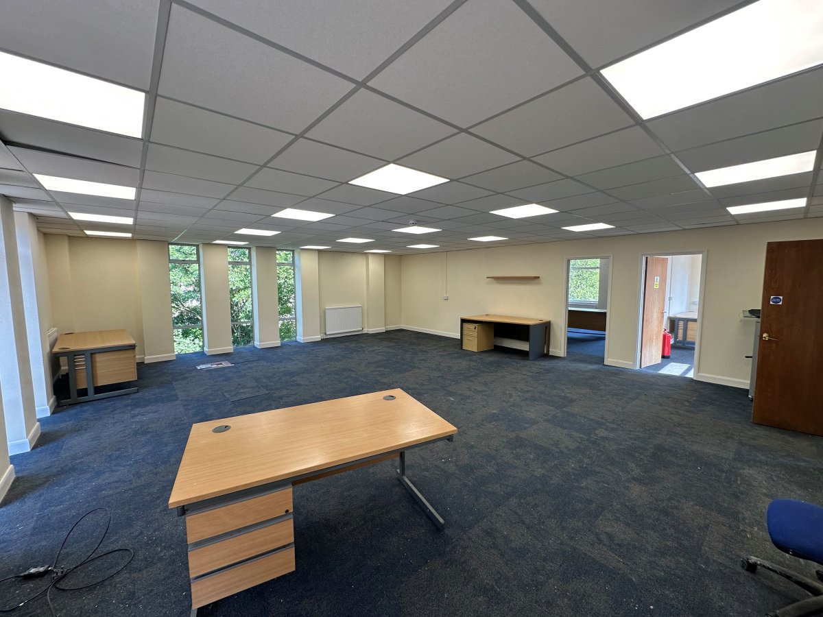 Industrial Unit in Bampton - photo 3