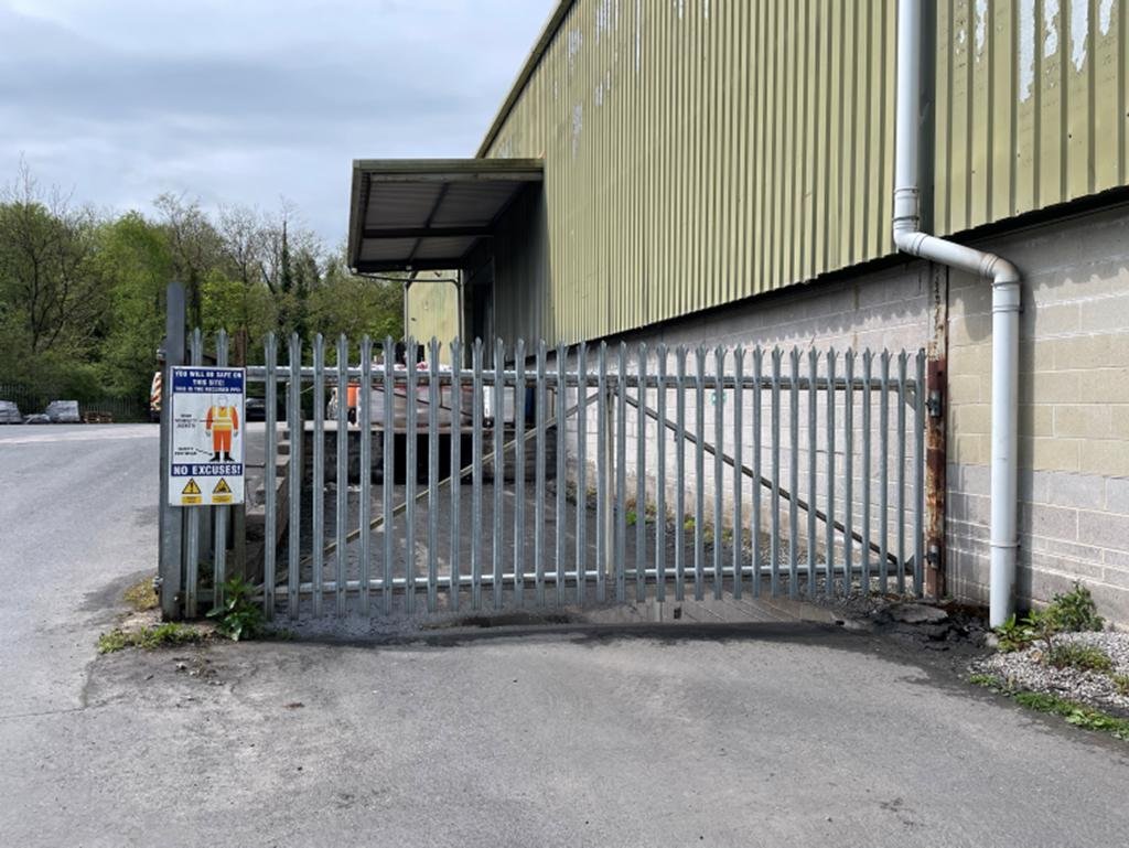 Industrial Unit in Frome - photo 2