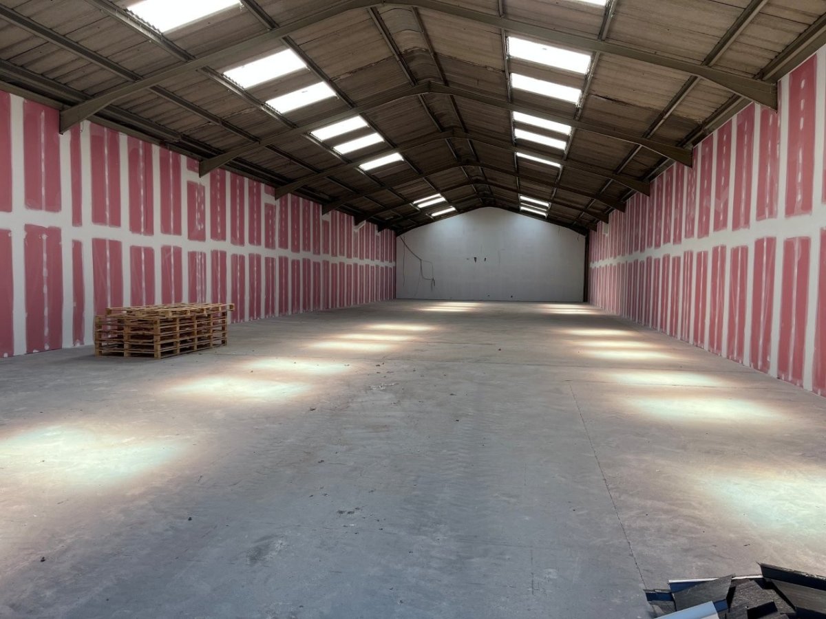 Industrial Unit in Colchester - photo 3