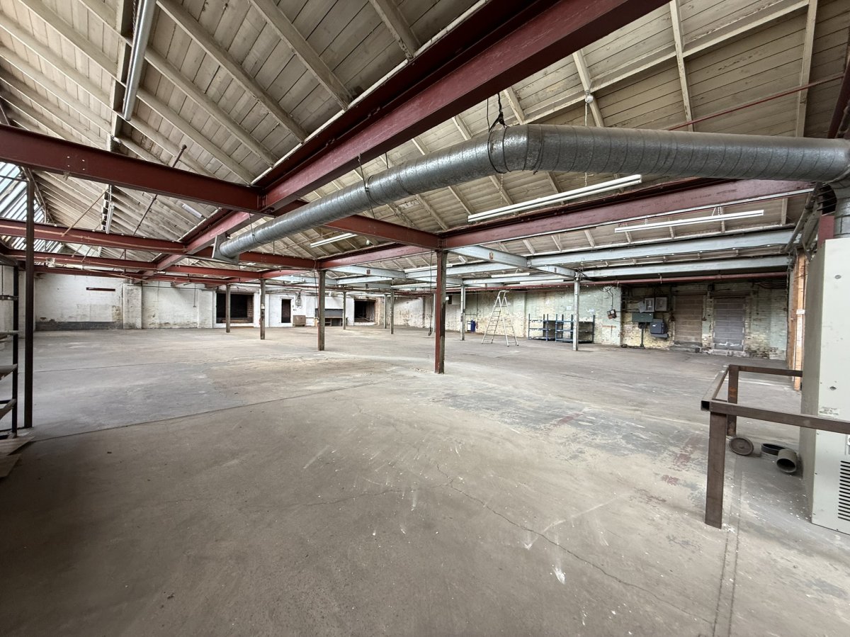Industrial Unit in Leicester - photo 2