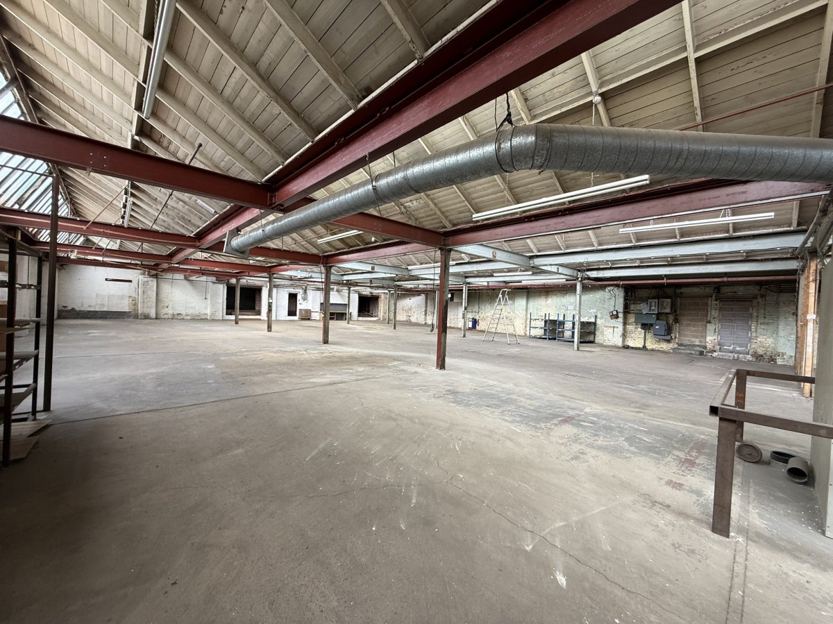 Industrial Unit in Leicester - photo 3