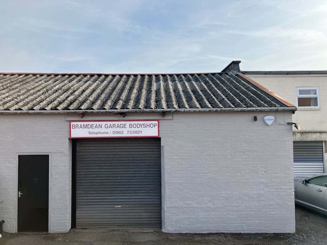 Industrial Unit in Alresford - photo 2