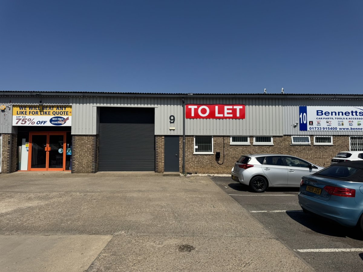 Industrial Unit in Peterborough - photo 2