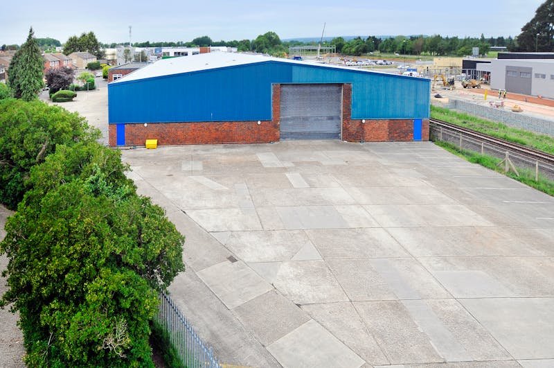 Industrial Unit in Rustington - photo 2