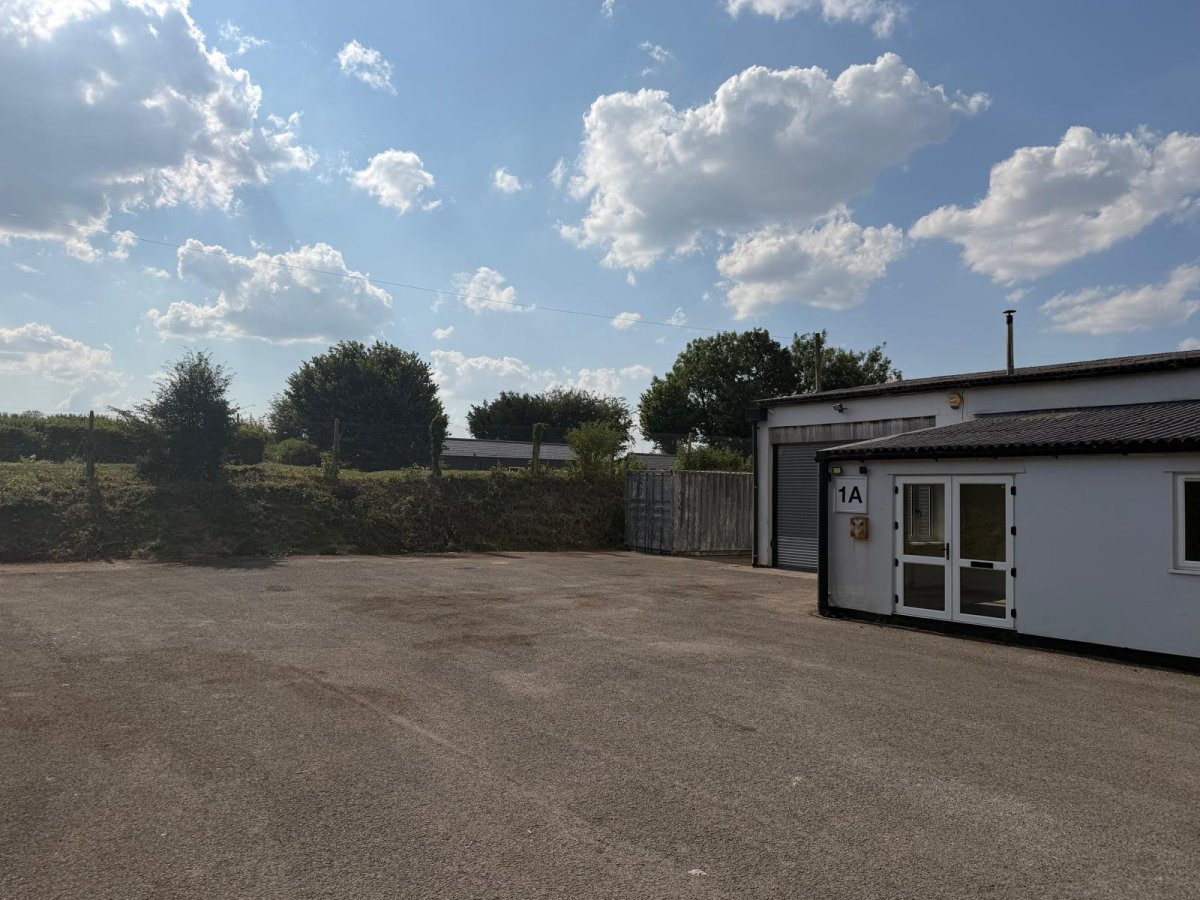 Industrial Unit in Shepton Mallet - photo 3