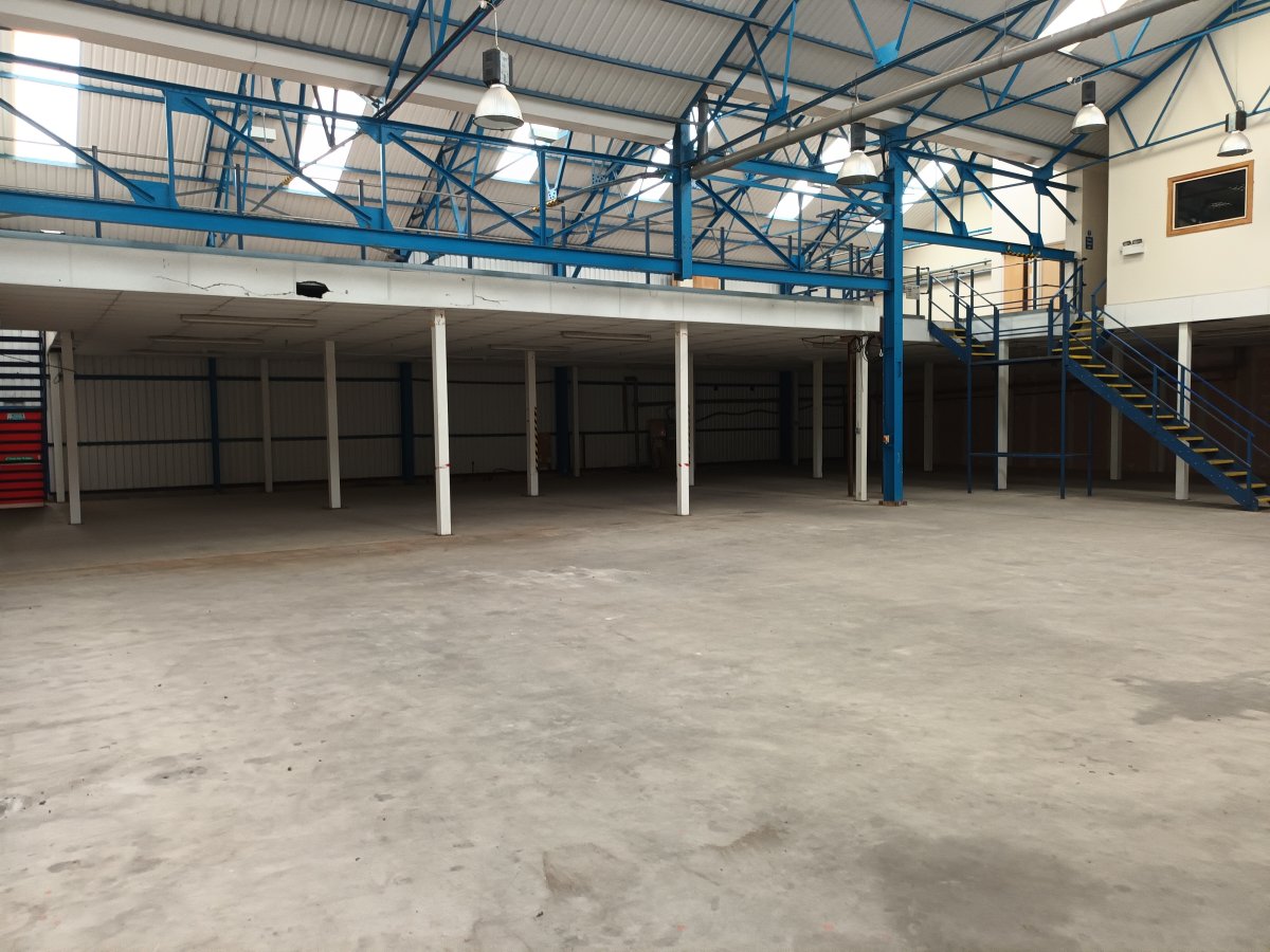Industrial Unit in Dunball - photo 4