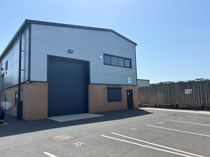 Industrial Unit in Poole - photo 4