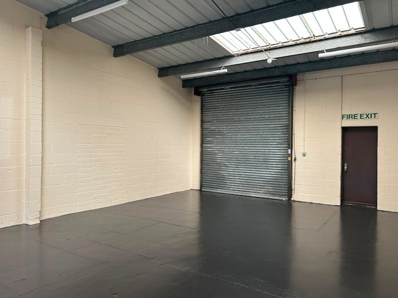 Industrial Unit in Christchurch - photo 2