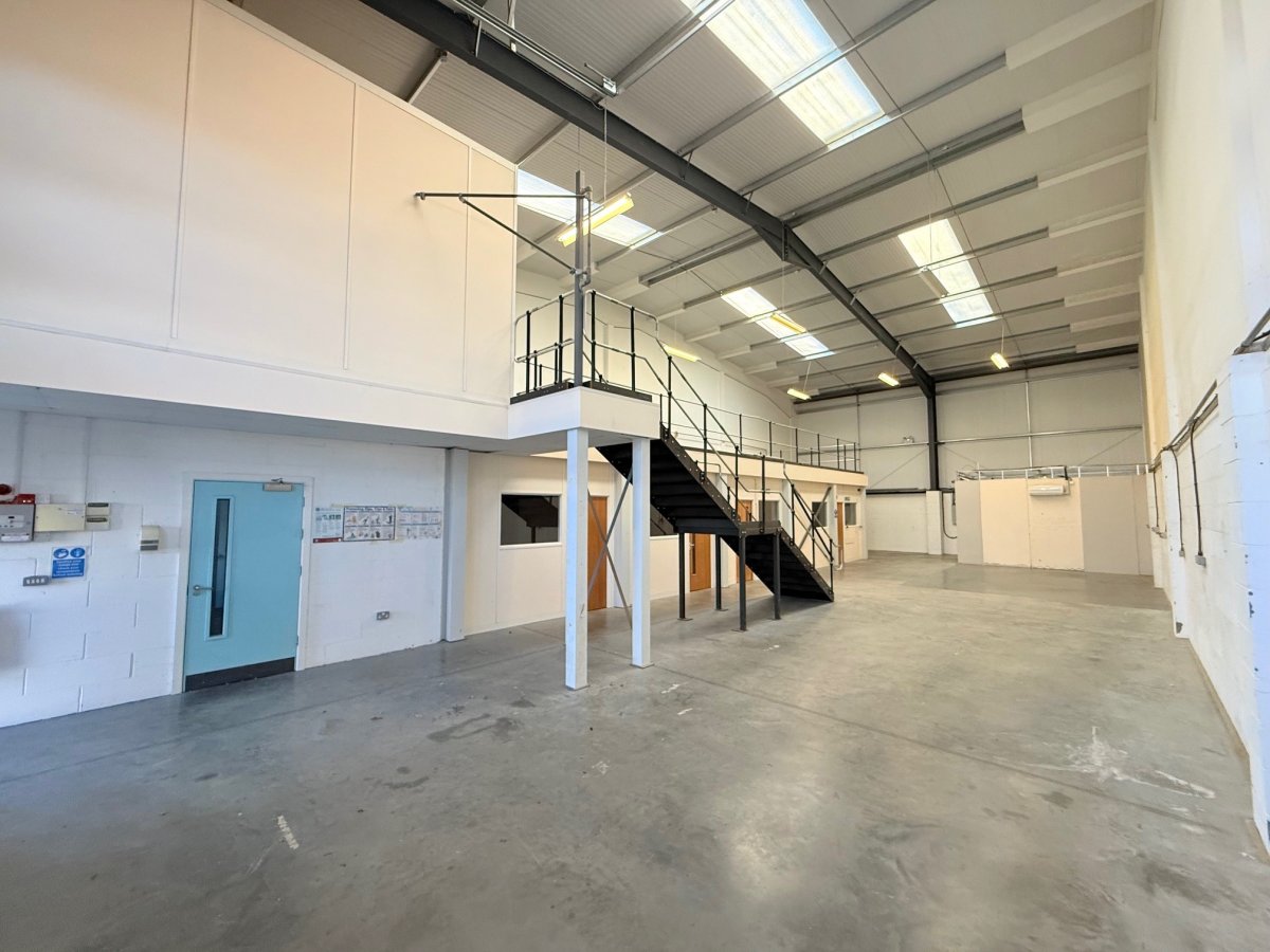 Industrial Unit in Great Yarmouth - photo 2