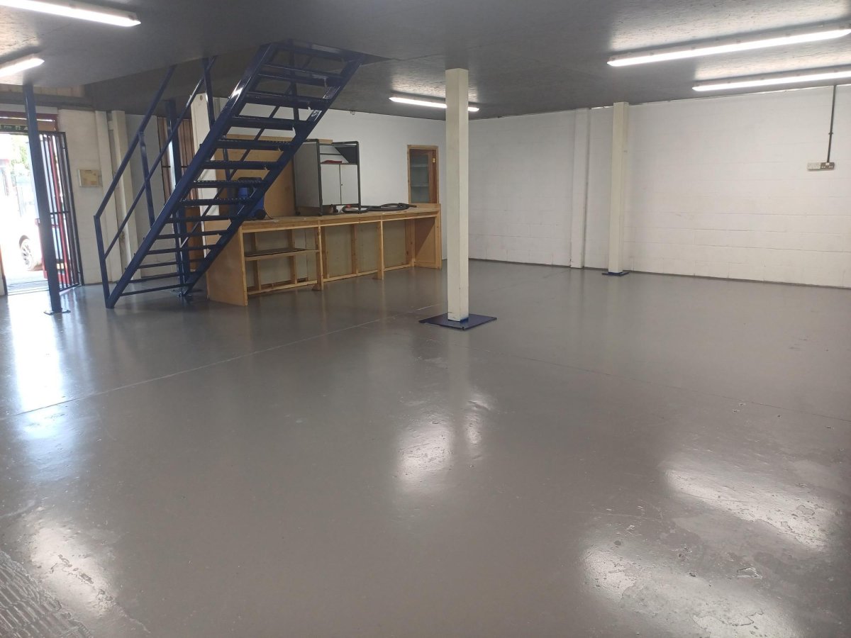 Industrial Unit in Peterborough - photo 2
