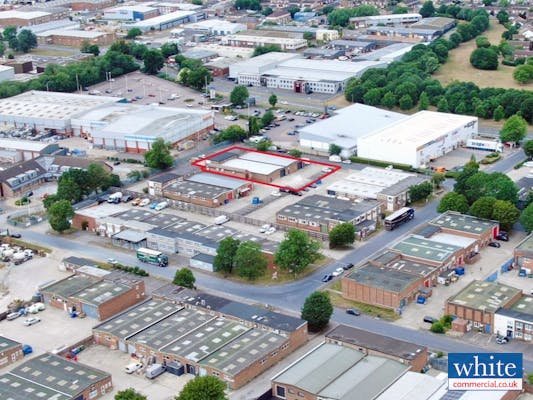 Industrial Unit in Bicester - photo 2