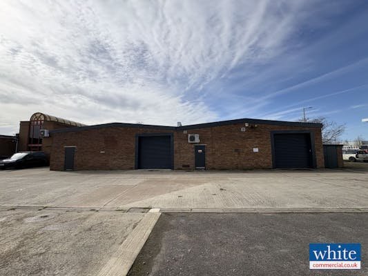 Industrial Unit in Bicester - photo 4