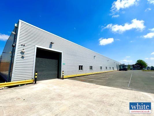 Industrial Unit in Bicester - photo 2