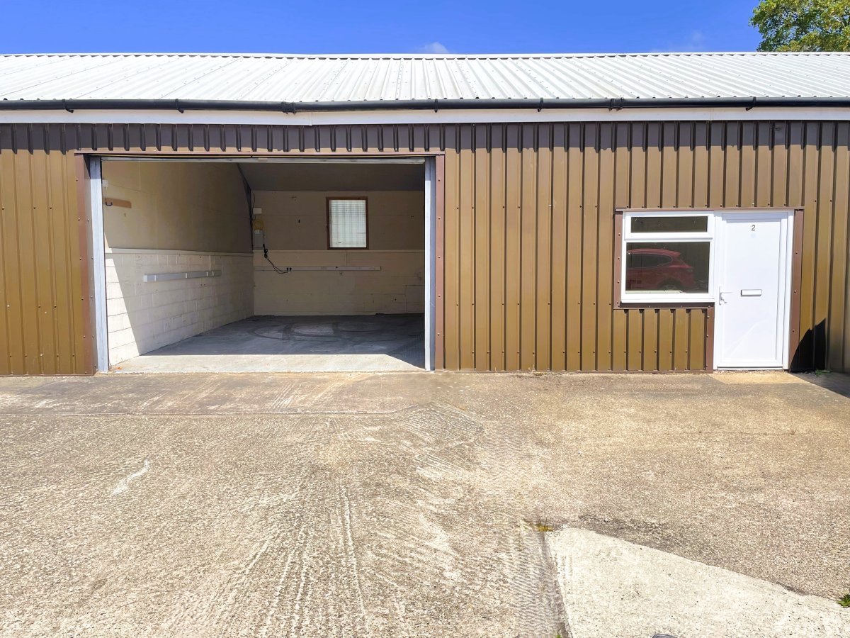 Industrial Unit in Burton On Trent - photo 4
