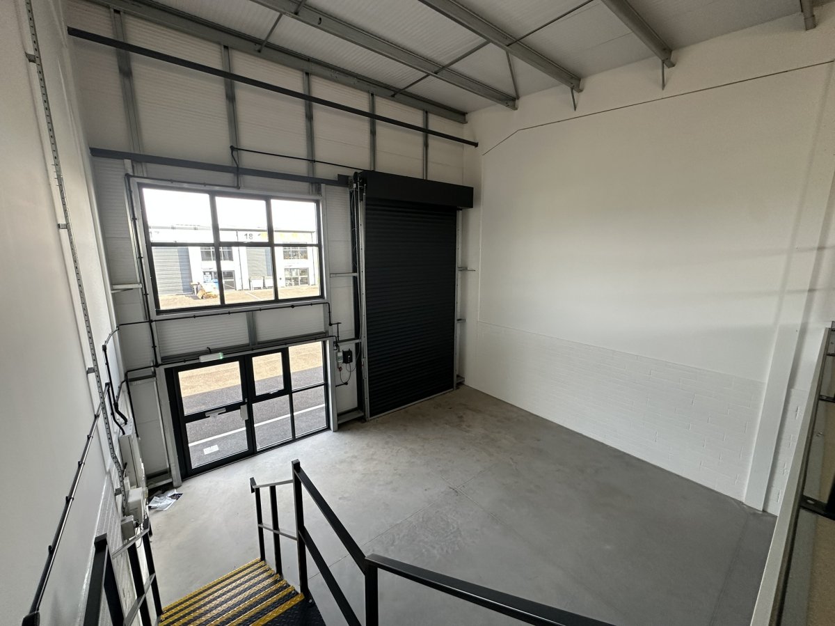 Industrial Unit in Clyst Honiton - photo 4