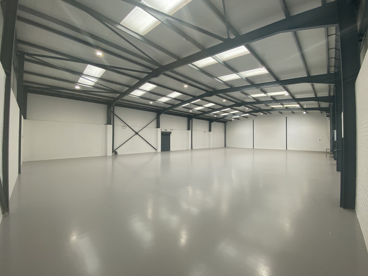 Industrial Unit in Wolverhampton - photo 4