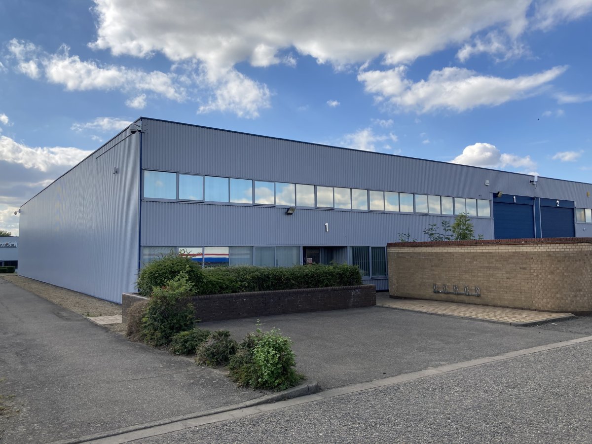 Industrial Unit in Peterborough - photo 3