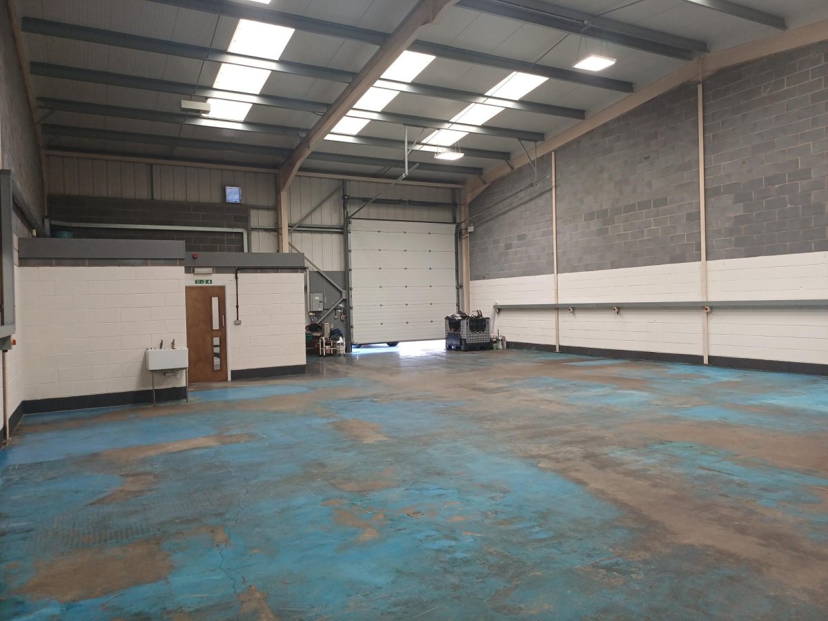 Industrial Unit in Peterborough - photo 4
