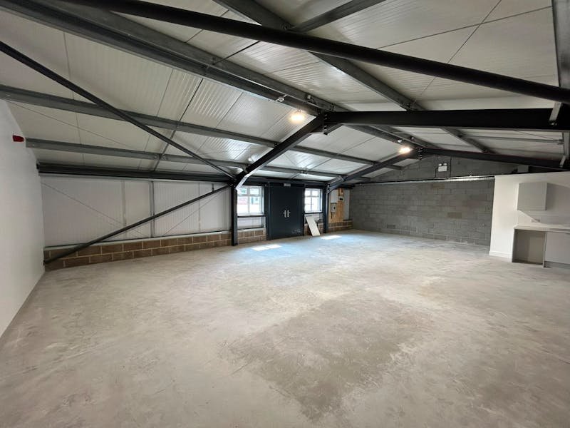 Industrial Unit in Christchurch - photo 2