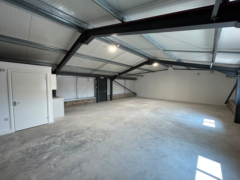 Industrial Unit in Christchurch - photo 3