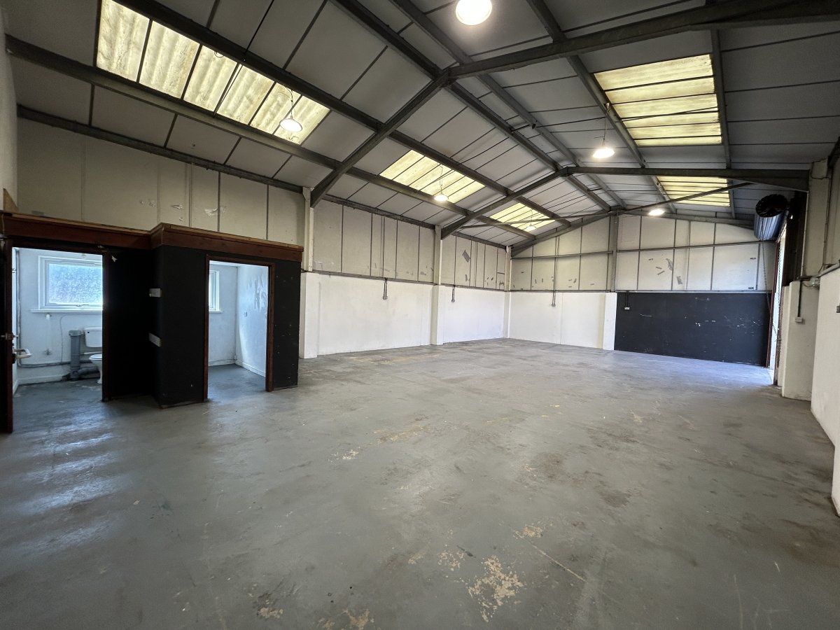 Industrial Unit in Penryn - photo 3